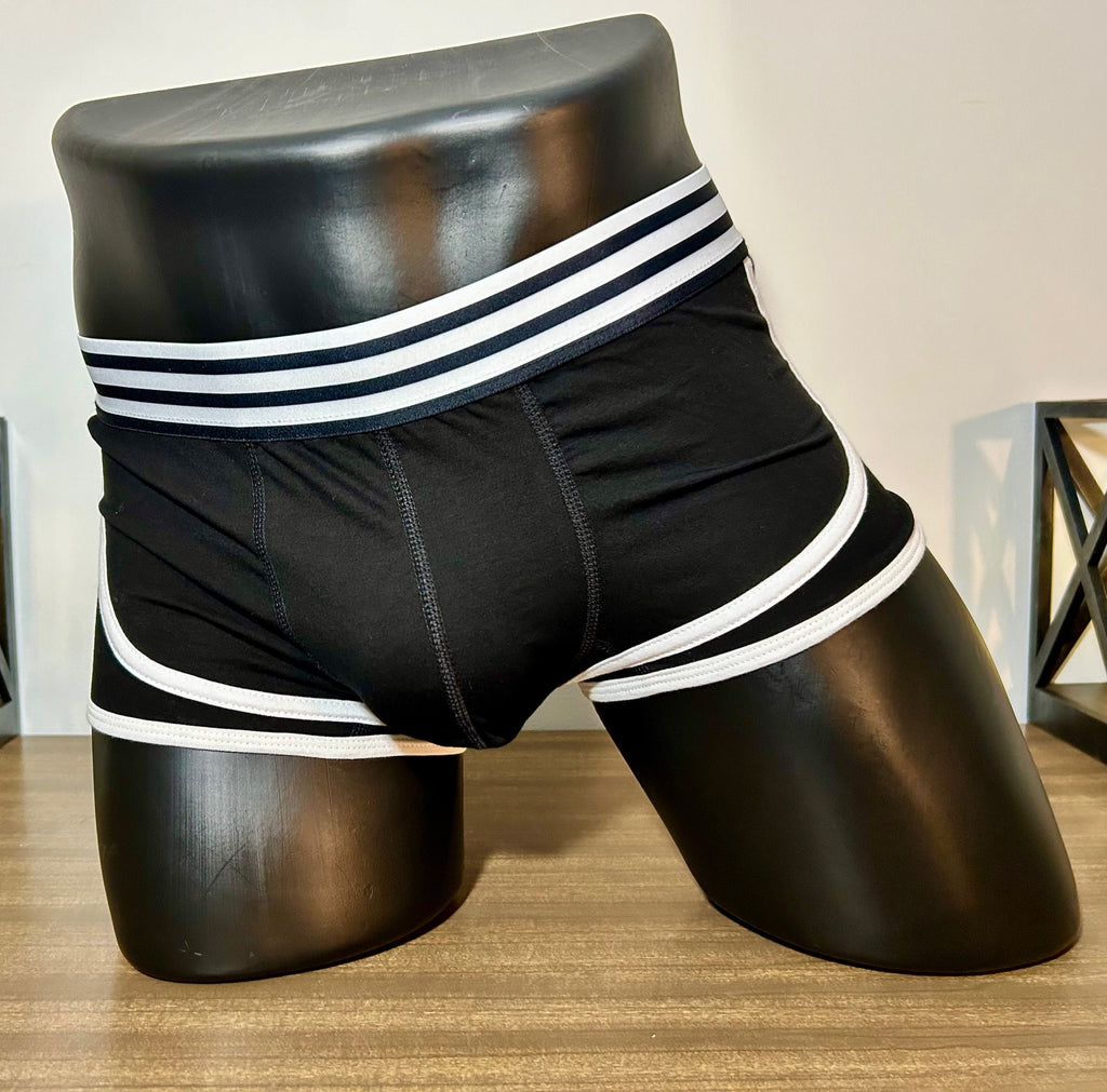 Black & White Trunks